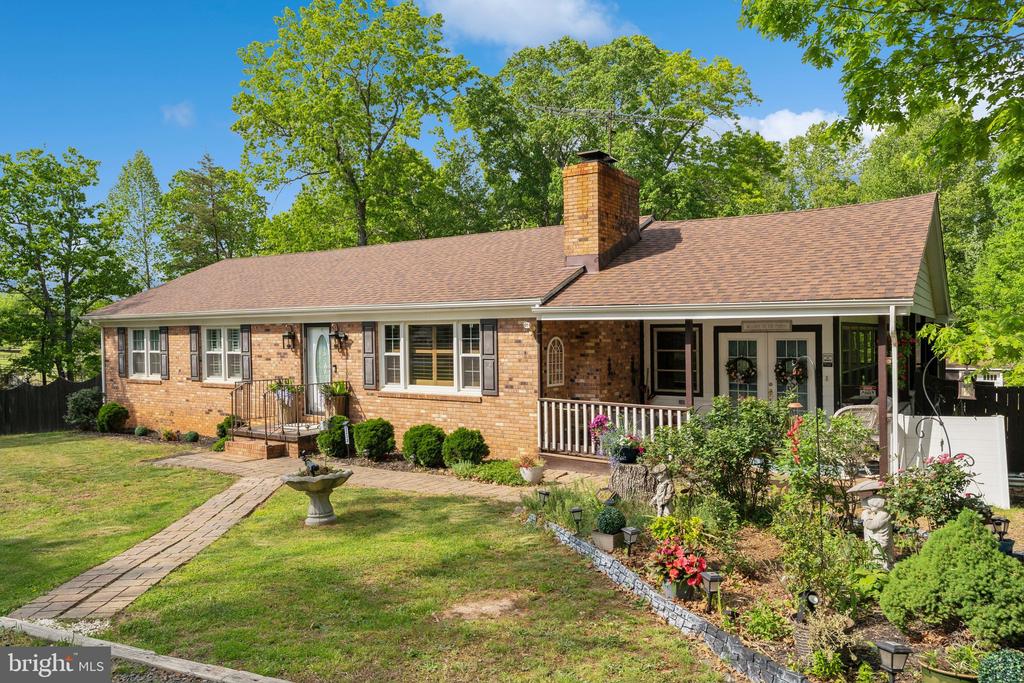 5232 SUMERDUCK RD, SUMERDUCK, Virginia, 4 Bedrooms Bedrooms, ,3 BathroomsBathrooms,Residential,5232 SUMERDUCK RD,VAFQ2016970 MLS # VAFQ2016970