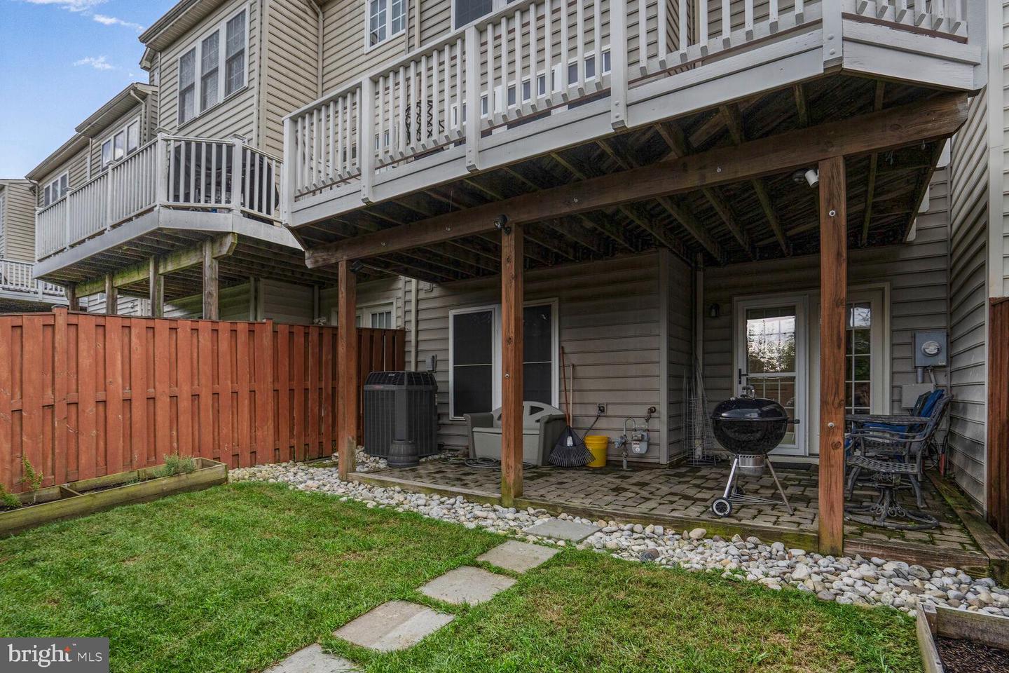 8010 SAMUEL WALLIS ST, LORTON, Virginia 22079, 3 Bedrooms Bedrooms, ,2 BathroomsBathrooms,Residential,For sale,8010 SAMUEL WALLIS ST,VAFX2245764 MLS # VAFX2245764