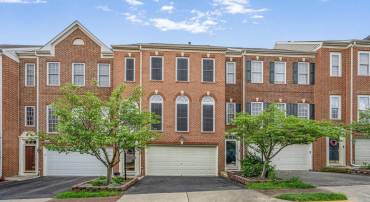 8010 SAMUEL WALLIS ST, LORTON, Virginia 22079, 3 Bedrooms Bedrooms, ,2 BathroomsBathrooms,Residential,For sale,8010 SAMUEL WALLIS ST,VAFX2245764 MLS # VAFX2245764