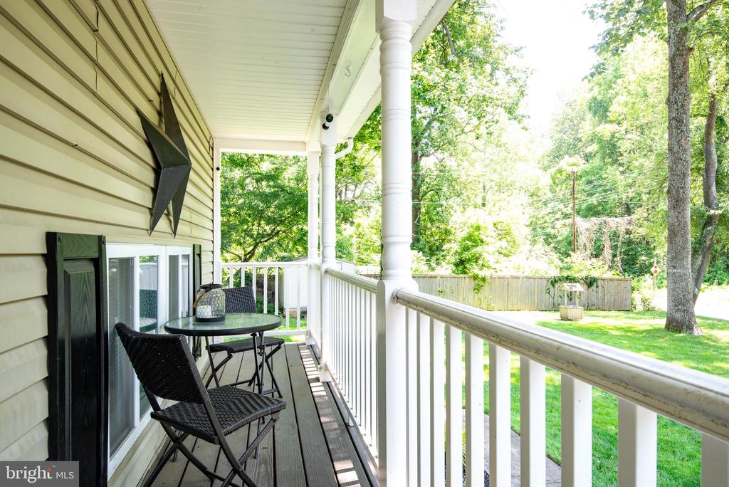 6444 DUHOLLOW RD, WARRENTON, Virginia, 5 Bedrooms Bedrooms, ,3 BathroomsBathrooms,Residential,6444 DUHOLLOW RD,VAFQ2017060 MLS # VAFQ2017060