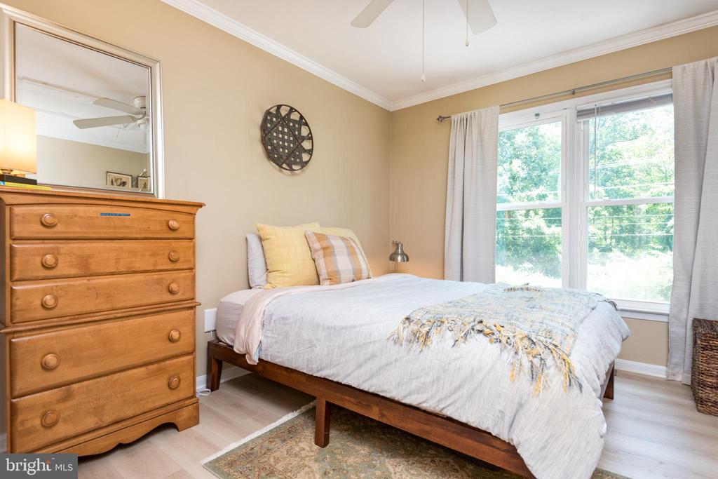 6444 DUHOLLOW RD, WARRENTON, Virginia, 5 Bedrooms Bedrooms, ,3 BathroomsBathrooms,Residential,6444 DUHOLLOW RD,VAFQ2017060 MLS # VAFQ2017060