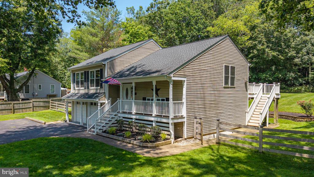 6444 DUHOLLOW RD, WARRENTON, Virginia, 5 Bedrooms Bedrooms, ,3 BathroomsBathrooms,Residential,6444 DUHOLLOW RD,VAFQ2017060 MLS # VAFQ2017060