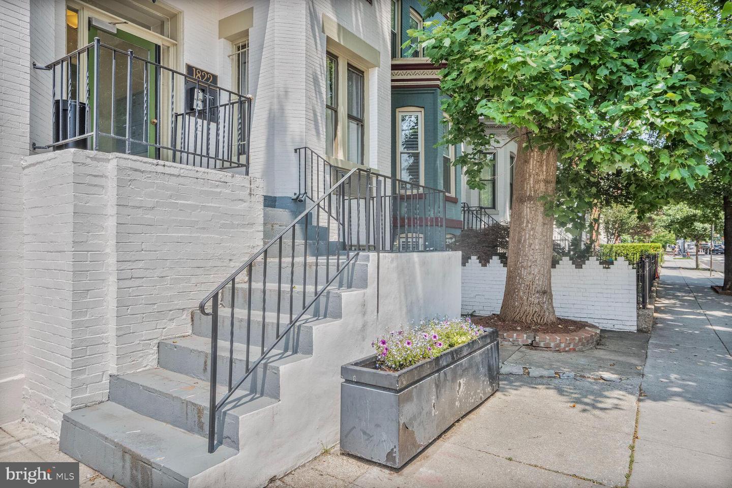 1822 15TH ST NW #305, WASHINGTON, District Of Columbia 20009, ,1 BathroomBathrooms,Residential,For sale,1822 15TH ST NW #305,DCDC2204796 MLS # DCDC2204796