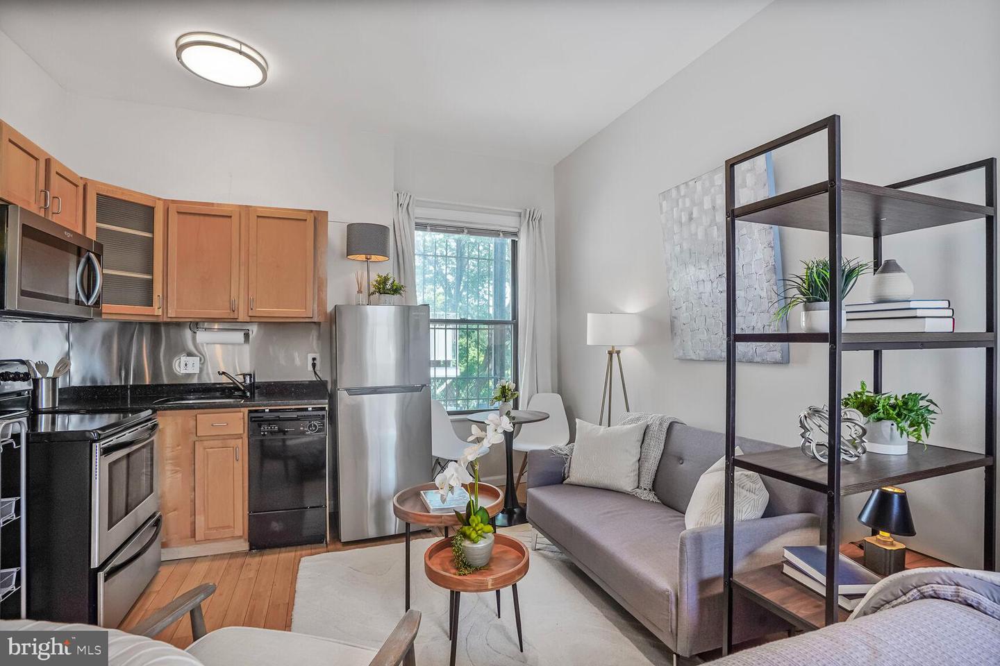 1822 15TH ST NW #305, WASHINGTON, District Of Columbia 20009, ,1 BathroomBathrooms,Residential,For sale,1822 15TH ST NW #305,DCDC2204796 MLS # DCDC2204796