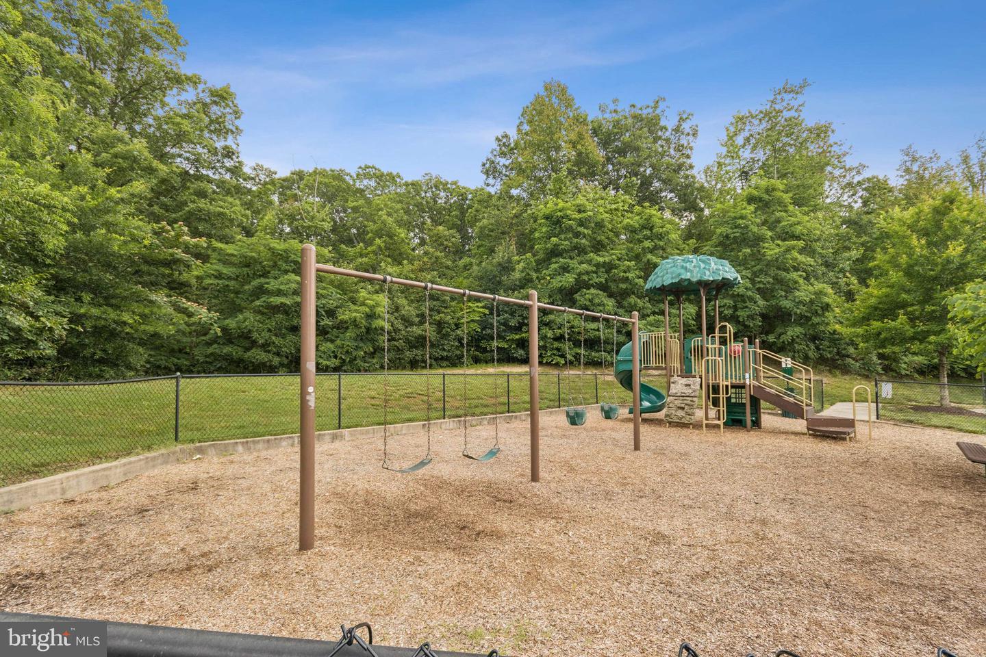 614 BIRDS NEST WAY, FREDERICKSBURG, Virginia 22405, 3 Bedrooms Bedrooms, ,2 BathroomsBathrooms,Residential,For sale,614 BIRDS NEST WAY,VAST2039616 MLS # VAST2039616