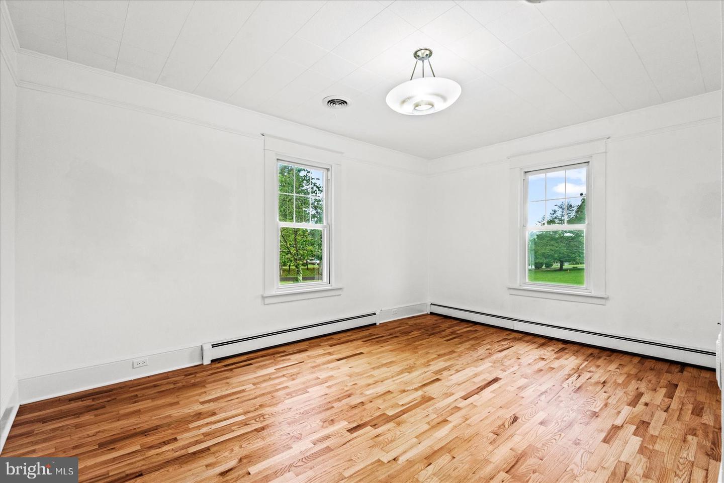 9309 OLD TPKE, CULPEPER, Virginia 22701, 3 Bedrooms Bedrooms, ,2 BathroomsBathrooms,Residential,For sale,9309 OLD TPKE,VACU2010742 MLS # VACU2010742