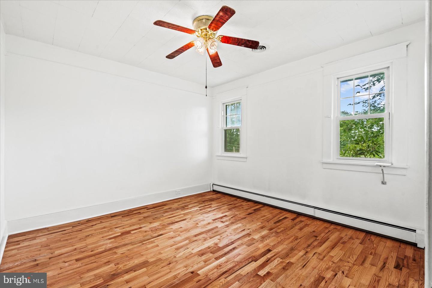 9309 OLD TPKE, CULPEPER, Virginia 22701, 3 Bedrooms Bedrooms, ,2 BathroomsBathrooms,Residential,For sale,9309 OLD TPKE,VACU2010742 MLS # VACU2010742