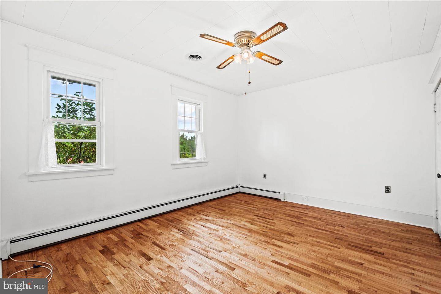 9309 OLD TPKE, CULPEPER, Virginia 22701, 3 Bedrooms Bedrooms, ,2 BathroomsBathrooms,Residential,For sale,9309 OLD TPKE,VACU2010742 MLS # VACU2010742