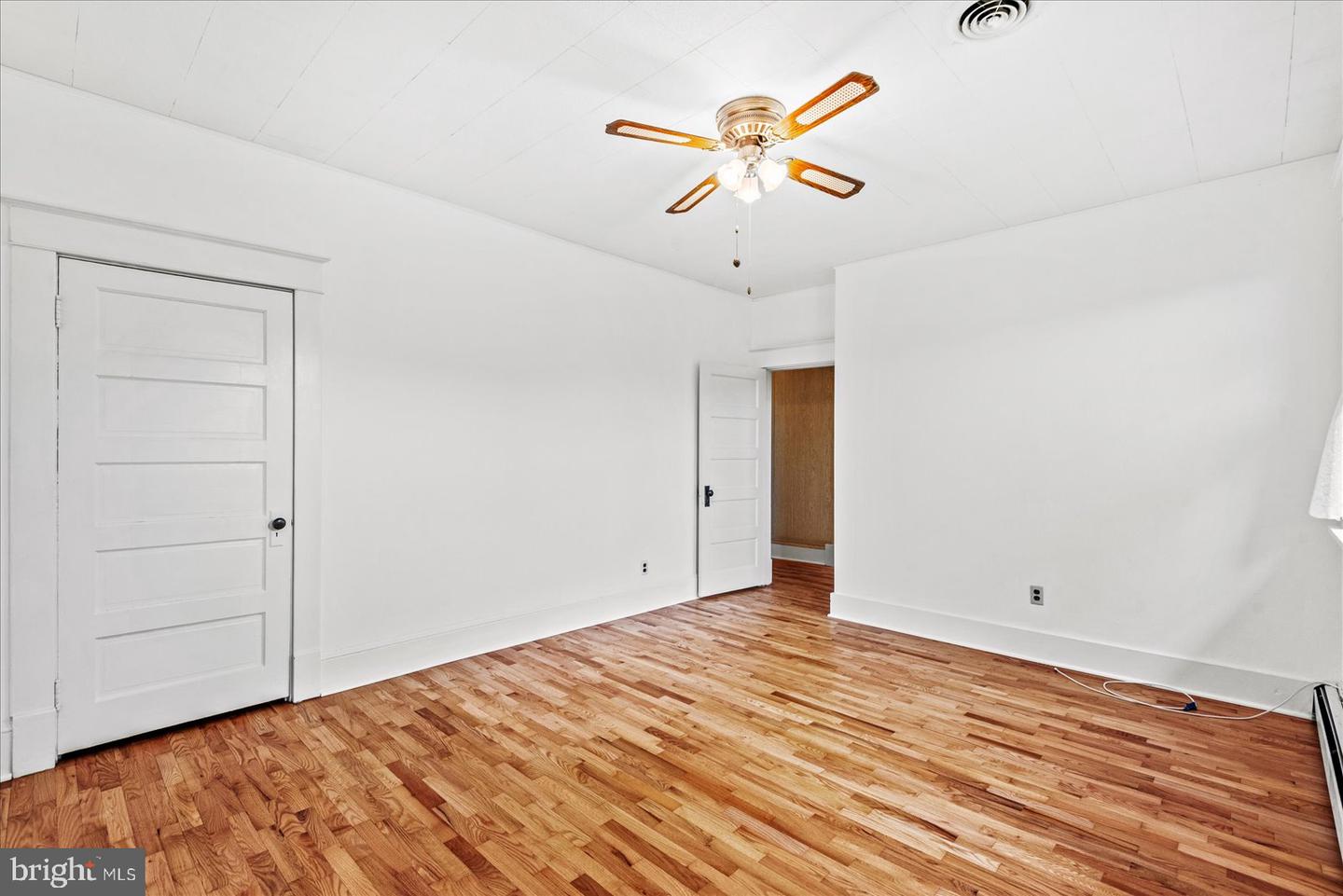 9309 OLD TPKE, CULPEPER, Virginia 22701, 3 Bedrooms Bedrooms, ,2 BathroomsBathrooms,Residential,For sale,9309 OLD TPKE,VACU2010742 MLS # VACU2010742