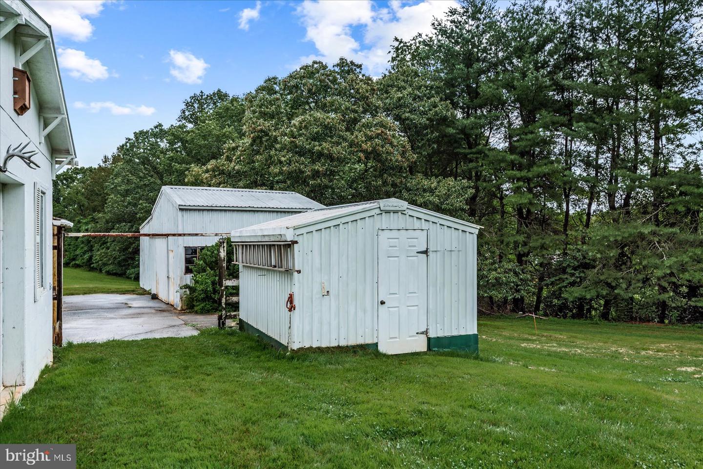 9309 OLD TPKE, CULPEPER, Virginia 22701, 3 Bedrooms Bedrooms, ,2 BathroomsBathrooms,Residential,For sale,9309 OLD TPKE,VACU2010742 MLS # VACU2010742