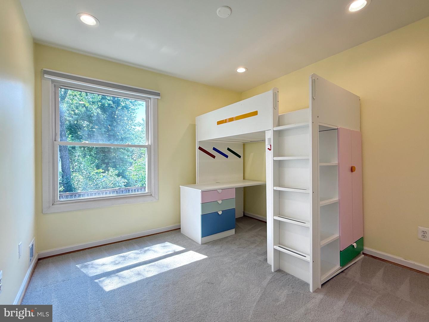 231 E JUNIPER AVE, STERLING, Virginia 20164, 3 Bedrooms Bedrooms, ,2 BathroomsBathrooms,Residential,For sale,231 E JUNIPER AVE,VALO2099220 MLS # VALO2099220
