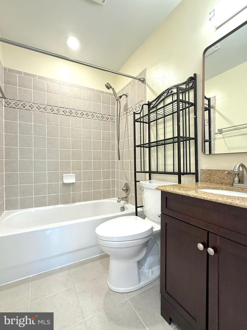 231 E JUNIPER AVE, STERLING, Virginia 20164, 3 Bedrooms Bedrooms, ,2 BathroomsBathrooms,Residential,For sale,231 E JUNIPER AVE,VALO2099220 MLS # VALO2099220