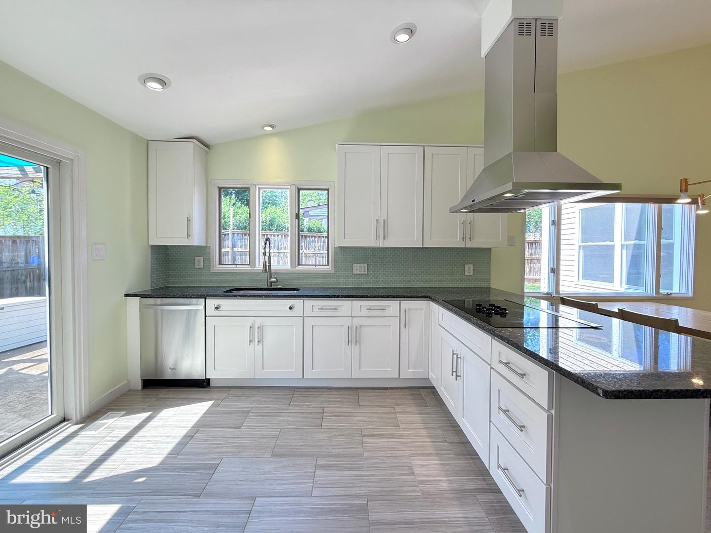 231 E JUNIPER AVE, STERLING, Virginia 20164, 3 Bedrooms Bedrooms, ,2 BathroomsBathrooms,Residential,For sale,231 E JUNIPER AVE,VALO2099220 MLS # VALO2099220