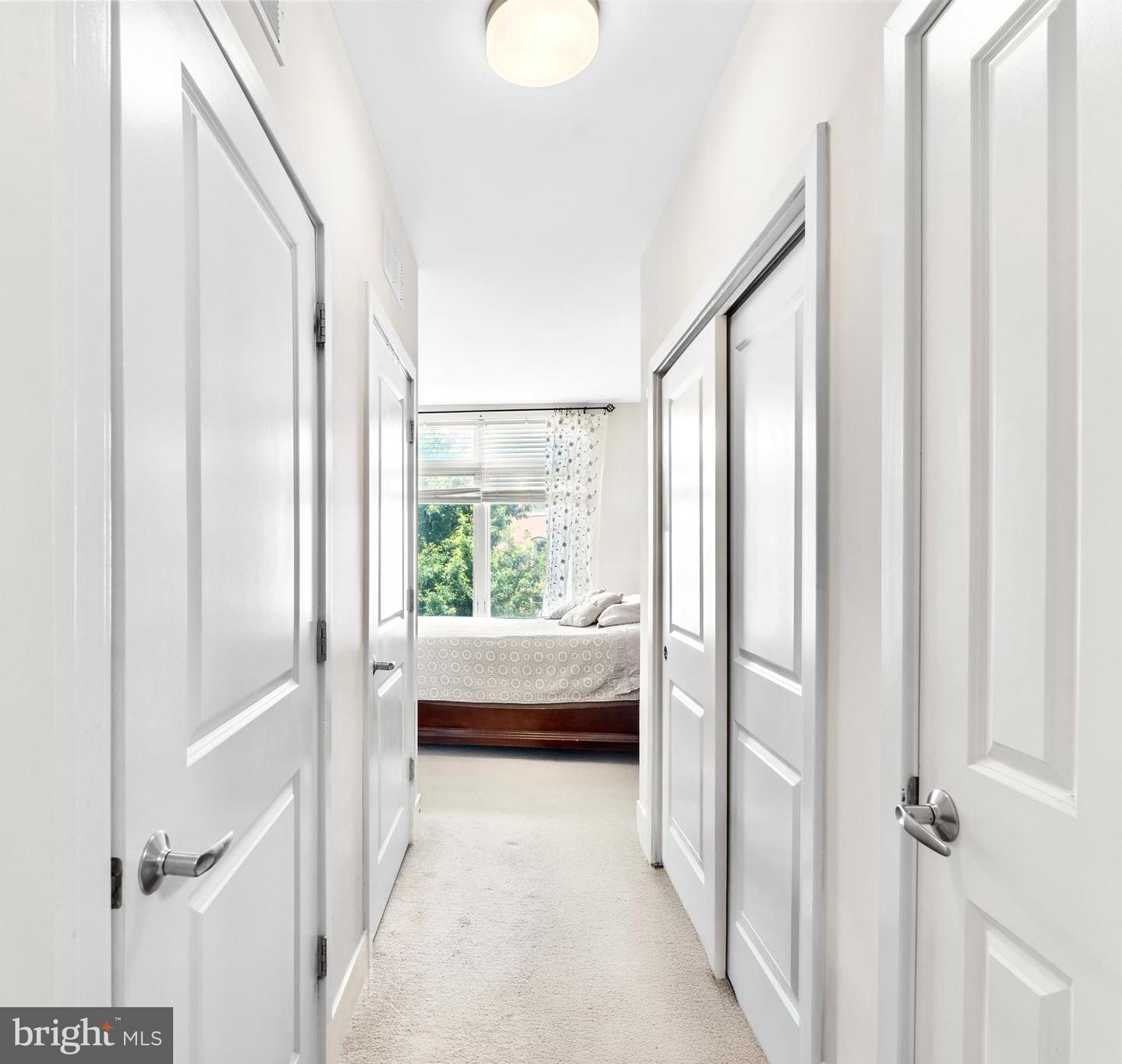 915 N PATRICK ST #206, ALEXANDRIA, Virginia 22314, 1 Bedroom Bedrooms, ,1 BathroomBathrooms,Residential,For sale,915 N PATRICK ST #206,VAAX2046358 MLS # VAAX2046358