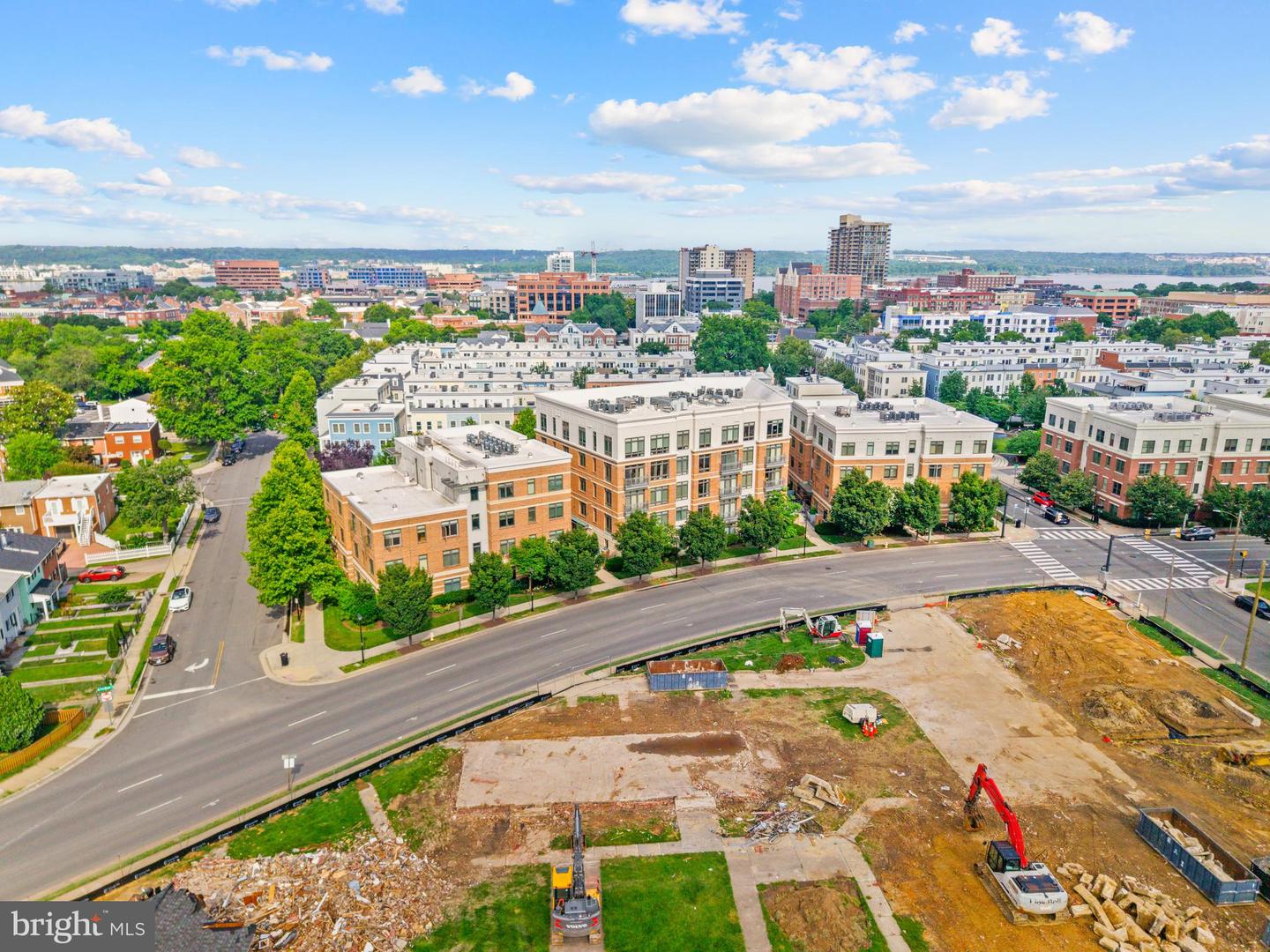 915 N PATRICK ST #206, ALEXANDRIA, Virginia 22314, 1 Bedroom Bedrooms, ,1 BathroomBathrooms,Residential,For sale,915 N PATRICK ST #206,VAAX2046358 MLS # VAAX2046358
