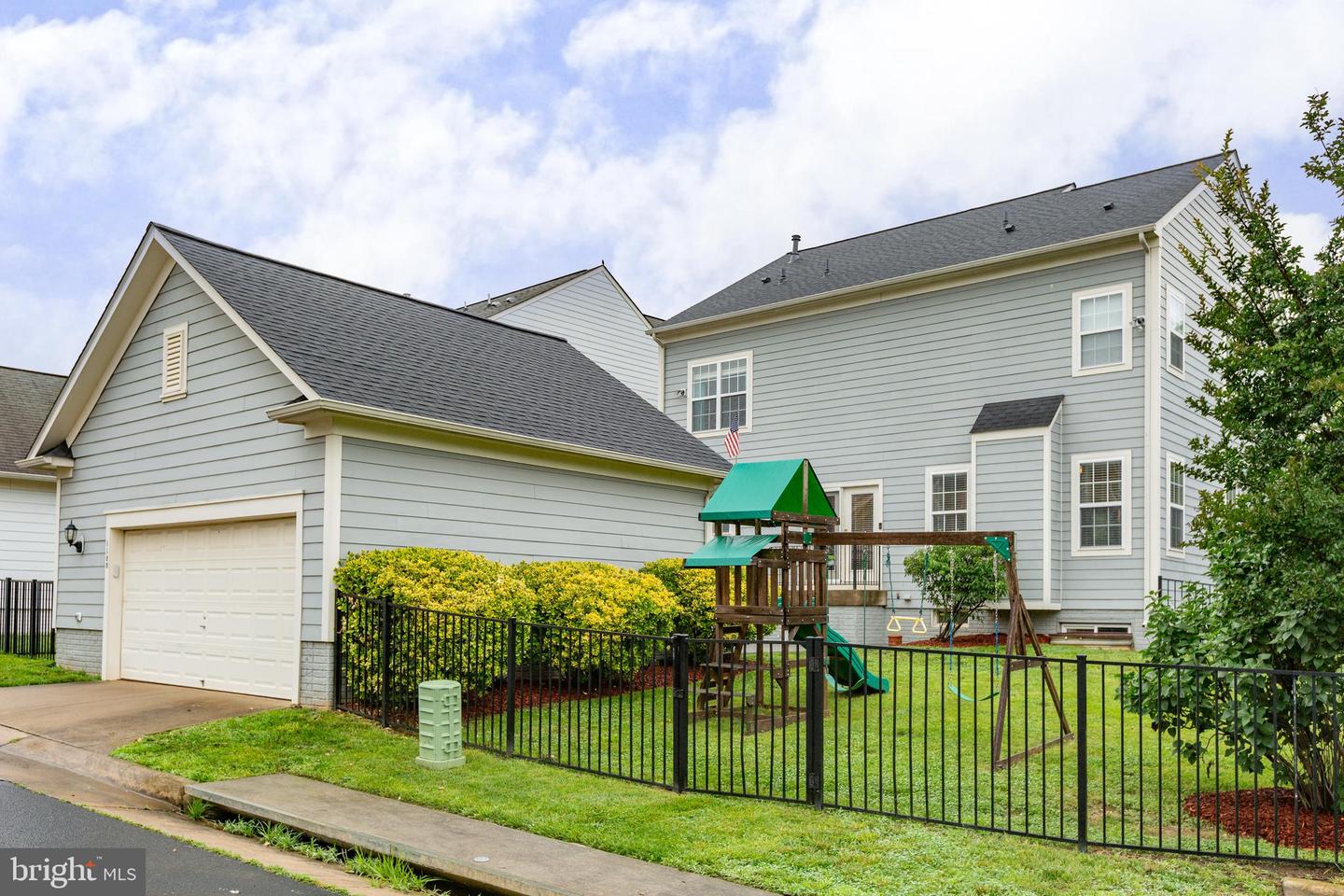 1100 INNIS DR, FREDERICKSBURG, Virginia 22401, 5 Bedrooms Bedrooms, ,3 BathroomsBathrooms,Residential,For sale,1100 INNIS DR,VAFB2008410 MLS # VAFB2008410