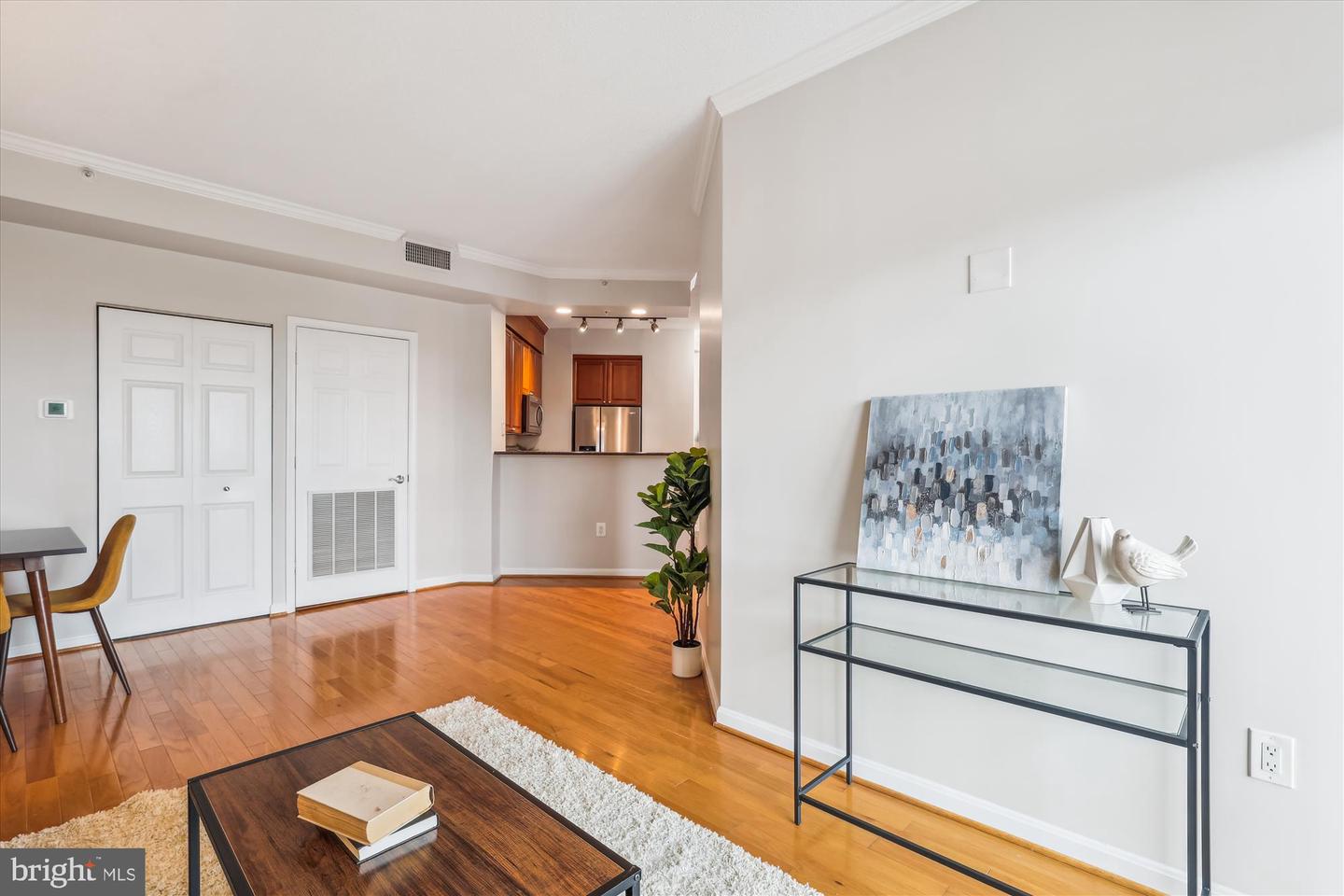 3101 N HAMPTON DR #1615, ALEXANDRIA, Virginia 22302, 1 Bedroom Bedrooms, ,1 BathroomBathrooms,Residential,For sale,3101 N HAMPTON DR #1615,VAAX2046372 MLS # VAAX2046372