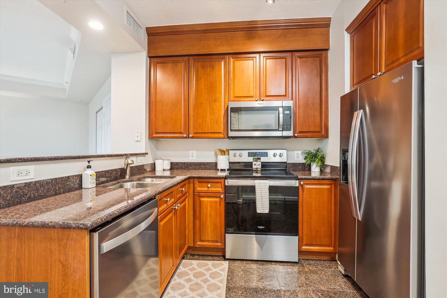 3101 N HAMPTON DR #1615, ALEXANDRIA, Virginia 22302, 1 Bedroom Bedrooms, ,1 BathroomBathrooms,Residential,For sale,3101 N HAMPTON DR #1615,VAAX2046372 MLS # VAAX2046372