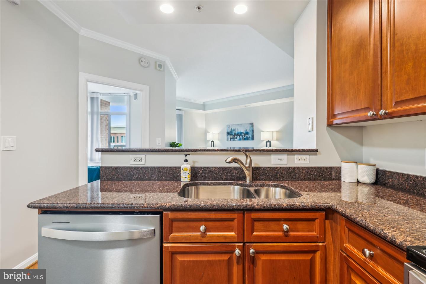 3101 N HAMPTON DR #1615, ALEXANDRIA, Virginia 22302, 1 Bedroom Bedrooms, ,1 BathroomBathrooms,Residential,For sale,3101 N HAMPTON DR #1615,VAAX2046372 MLS # VAAX2046372