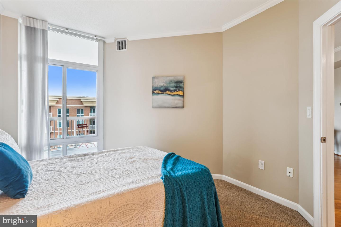 3101 N HAMPTON DR #1615, ALEXANDRIA, Virginia 22302, 1 Bedroom Bedrooms, ,1 BathroomBathrooms,Residential,For sale,3101 N HAMPTON DR #1615,VAAX2046372 MLS # VAAX2046372