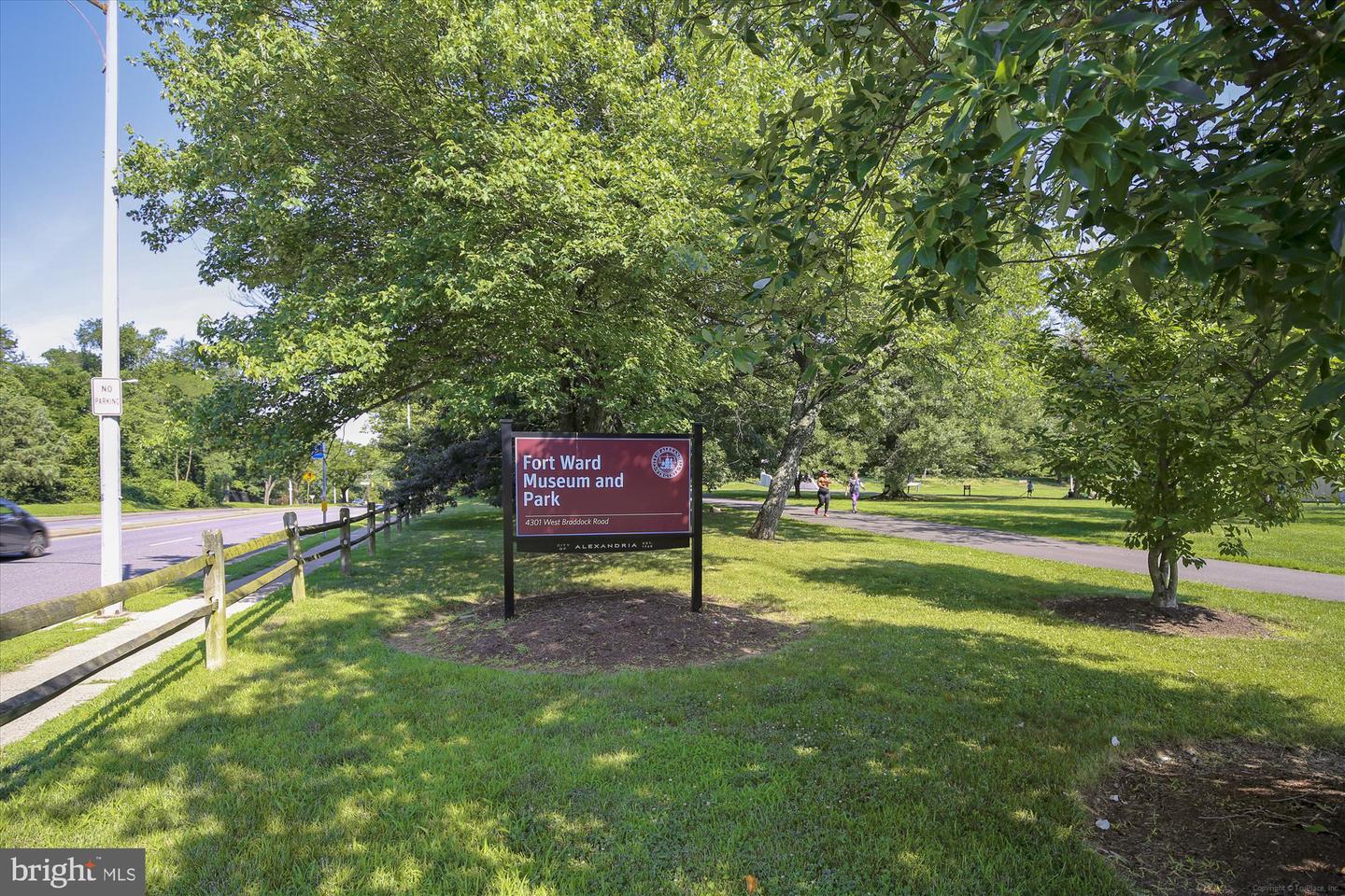 3101 N HAMPTON DR #1615, ALEXANDRIA, Virginia 22302, 1 Bedroom Bedrooms, ,1 BathroomBathrooms,Residential,For sale,3101 N HAMPTON DR #1615,VAAX2046372 MLS # VAAX2046372