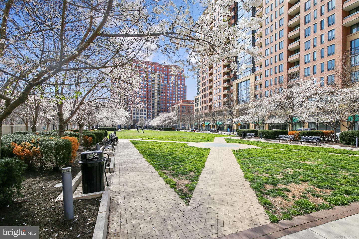 3101 N HAMPTON DR #1615, ALEXANDRIA, Virginia 22302, 1 Bedroom Bedrooms, ,1 BathroomBathrooms,Residential,For sale,3101 N HAMPTON DR #1615,VAAX2046372 MLS # VAAX2046372