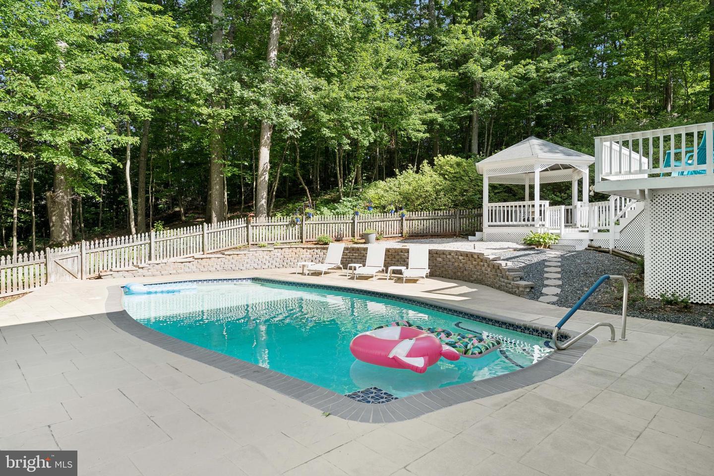 5 ALVIN CT, STAFFORD, Virginia 22556, 5 Bedrooms Bedrooms, ,3 BathroomsBathrooms,Residential,For sale,5 ALVIN CT,VAST2039698 MLS # VAST2039698