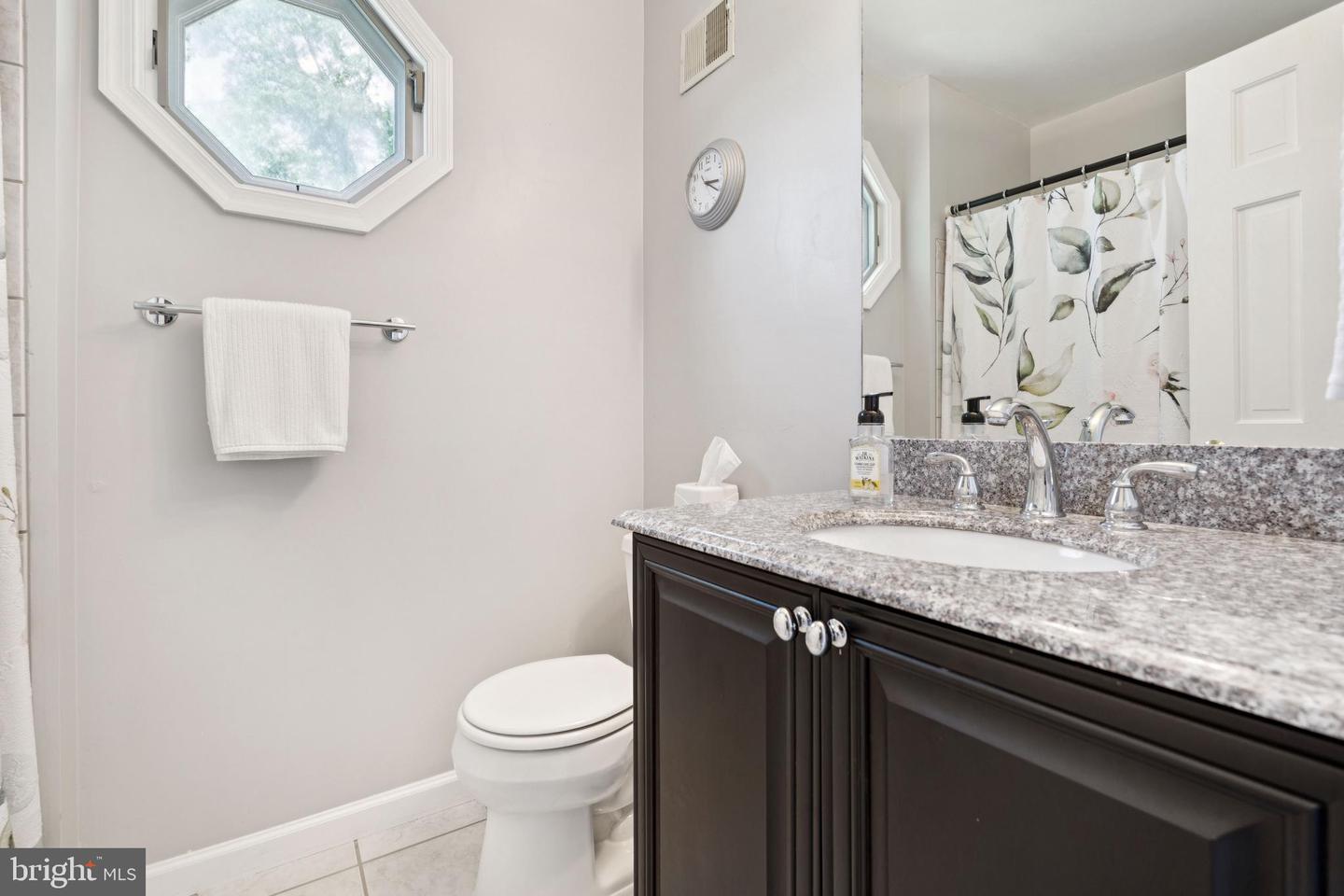 5 ALVIN CT, STAFFORD, Virginia 22556, 5 Bedrooms Bedrooms, ,3 BathroomsBathrooms,Residential,For sale,5 ALVIN CT,VAST2039698 MLS # VAST2039698