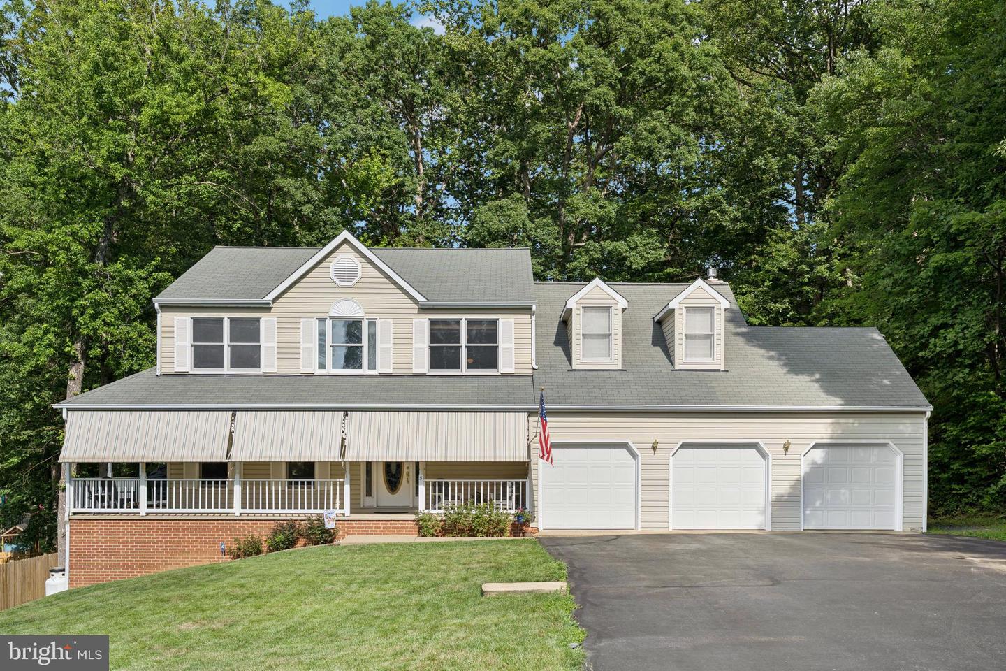 5 ALVIN CT, STAFFORD, Virginia 22556, 5 Bedrooms Bedrooms, ,3 BathroomsBathrooms,Residential,For sale,5 ALVIN CT,VAST2039698 MLS # VAST2039698