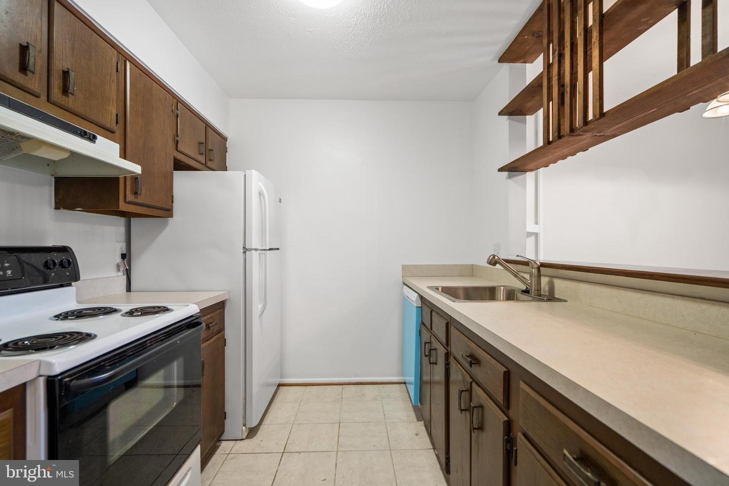 3813 EL CAMINO PL #3-28, ALEXANDRIA, Virginia 22309, 1 Bedroom Bedrooms, ,1 BathroomBathrooms,Residential,For sale,3813 EL CAMINO PL #3-28,VAFX2246742 MLS # VAFX2246742