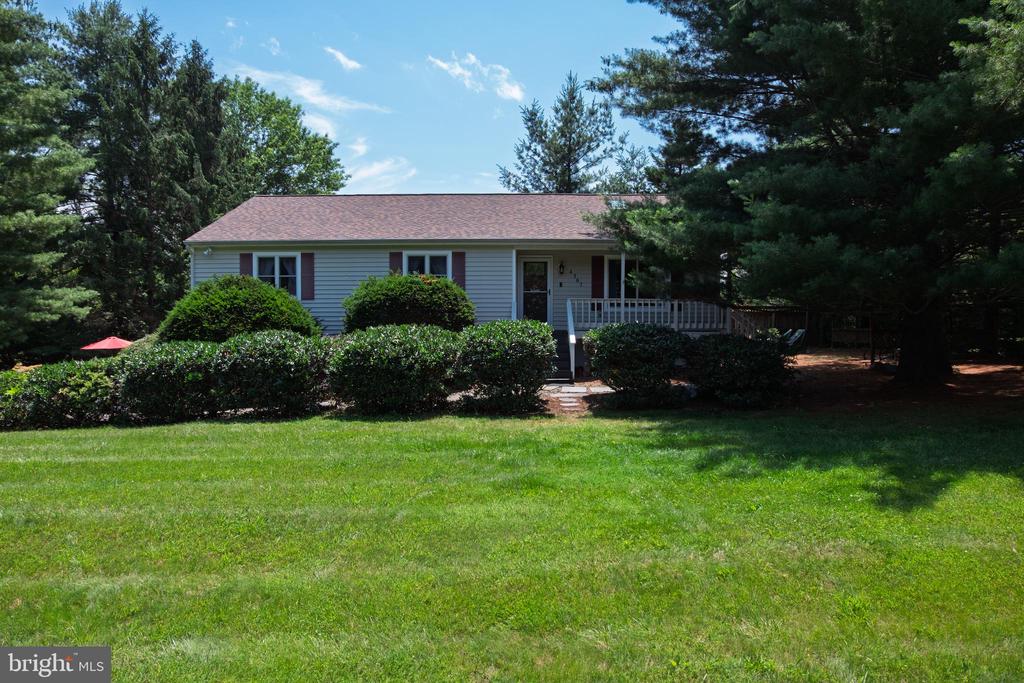 4367 SUNSET CT, WARRENTON, Virginia, 5 Bedrooms Bedrooms, ,3 BathroomsBathrooms,Residential,4367 SUNSET CT,VAFQ2017024 MLS # VAFQ2017024