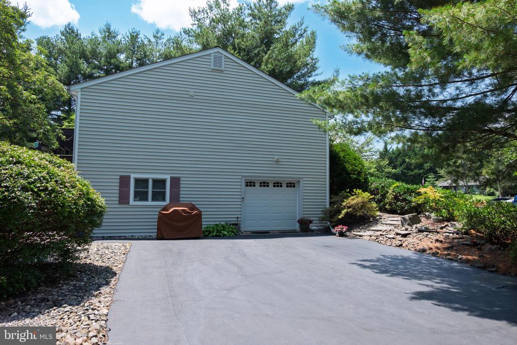 4367 SUNSET CT, WARRENTON, Virginia, 5 Bedrooms Bedrooms, ,3 BathroomsBathrooms,Residential,4367 SUNSET CT,VAFQ2017024 MLS # VAFQ2017024