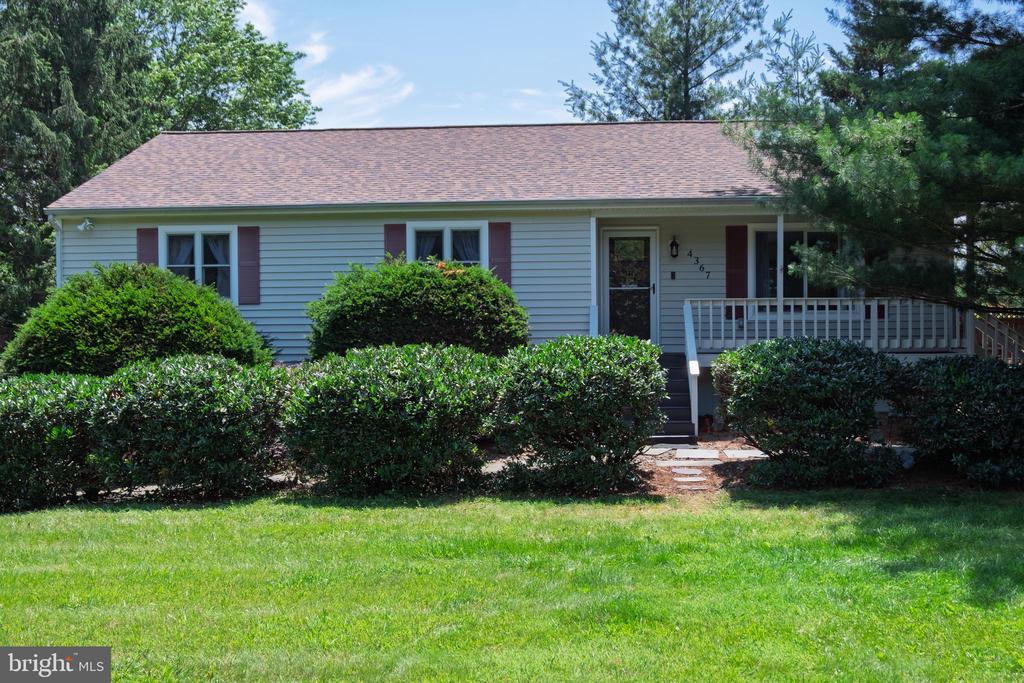 4367 SUNSET CT, WARRENTON, Virginia, 5 Bedrooms Bedrooms, ,3 BathroomsBathrooms,Residential,4367 SUNSET CT,VAFQ2017024 MLS # VAFQ2017024