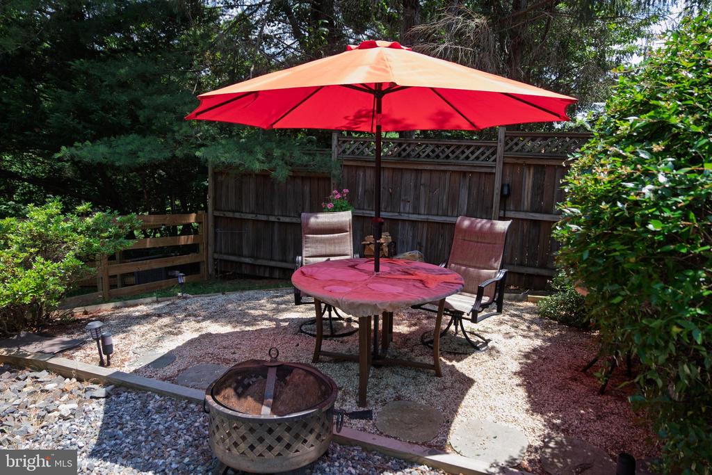 4367 SUNSET CT, WARRENTON, Virginia, 5 Bedrooms Bedrooms, ,3 BathroomsBathrooms,Residential,4367 SUNSET CT,VAFQ2017024 MLS # VAFQ2017024