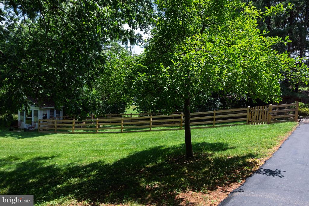 4367 SUNSET CT, WARRENTON, Virginia, 5 Bedrooms Bedrooms, ,3 BathroomsBathrooms,Residential,4367 SUNSET CT,VAFQ2017024 MLS # VAFQ2017024