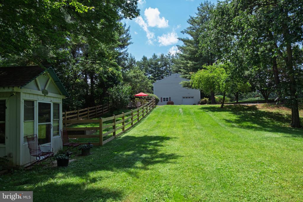4367 SUNSET CT, WARRENTON, Virginia, 5 Bedrooms Bedrooms, ,3 BathroomsBathrooms,Residential,4367 SUNSET CT,VAFQ2017024 MLS # VAFQ2017024