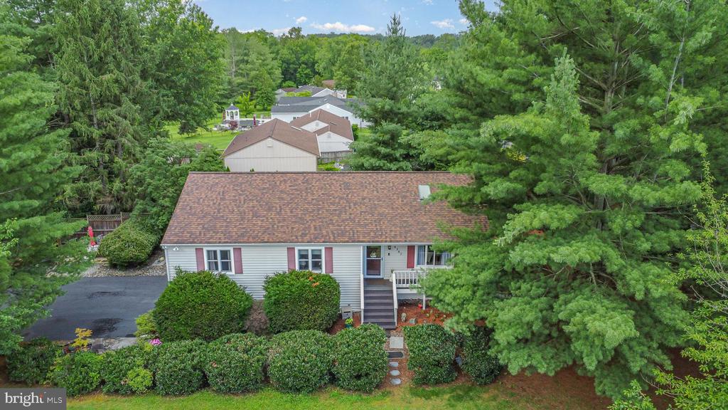 4367 SUNSET CT, WARRENTON, Virginia, 5 Bedrooms Bedrooms, ,3 BathroomsBathrooms,Residential,4367 SUNSET CT,VAFQ2017024 MLS # VAFQ2017024