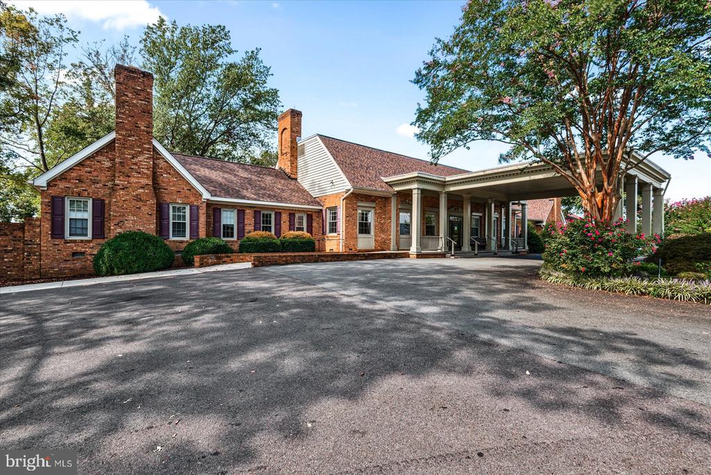 3409 LAKEVIEW PKWY, LOCUST GROVE, Virginia 22508, 3 Bedrooms Bedrooms, ,2 BathroomsBathrooms,Residential,3409 LAKEVIEW PKWY,VAOR2009960 MLS # VAOR2009960