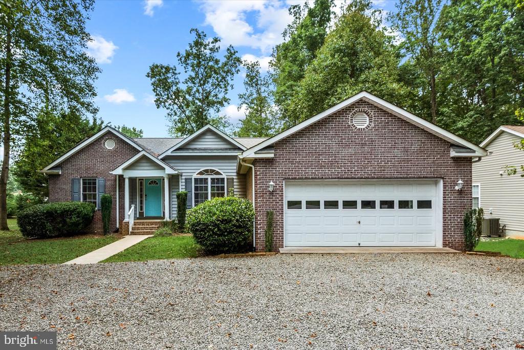 3409 LAKEVIEW PKWY, LOCUST GROVE, Virginia 22508, 3 Bedrooms Bedrooms, ,2 BathroomsBathrooms,Residential,3409 LAKEVIEW PKWY,VAOR2009960 MLS # VAOR2009960