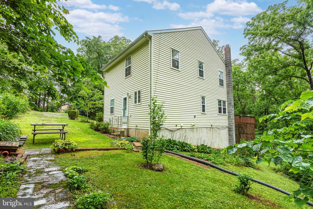 9071 OLD CULPEPER RD, WARRENTON, Virginia 20186, 3 Bedrooms Bedrooms, ,3 BathroomsBathrooms,Residential,9071 OLD CULPEPER RD,VAFQ2017082 MLS # VAFQ2017082