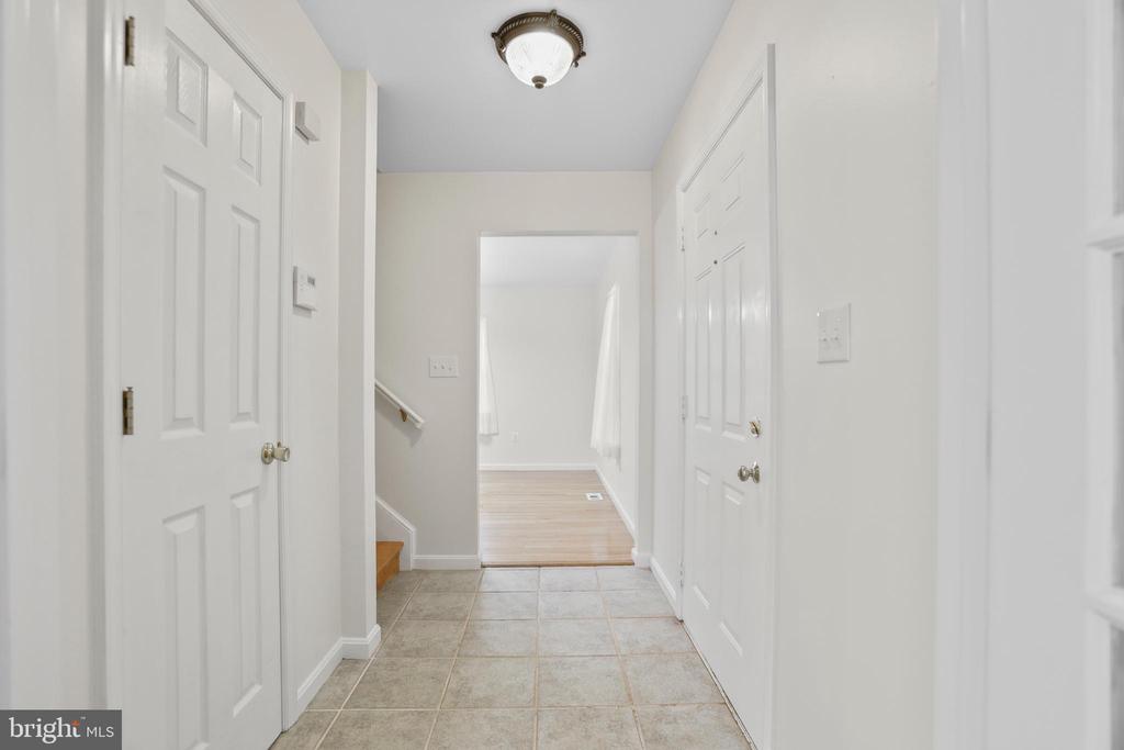 9071 OLD CULPEPER RD, WARRENTON, Virginia 20186, 3 Bedrooms Bedrooms, ,3 BathroomsBathrooms,Residential,9071 OLD CULPEPER RD,VAFQ2017082 MLS # VAFQ2017082