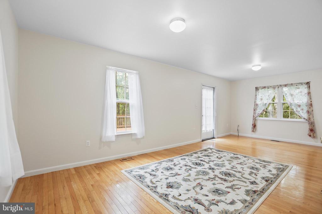 9071 OLD CULPEPER RD, WARRENTON, Virginia 20186, 3 Bedrooms Bedrooms, ,3 BathroomsBathrooms,Residential,9071 OLD CULPEPER RD,VAFQ2017082 MLS # VAFQ2017082