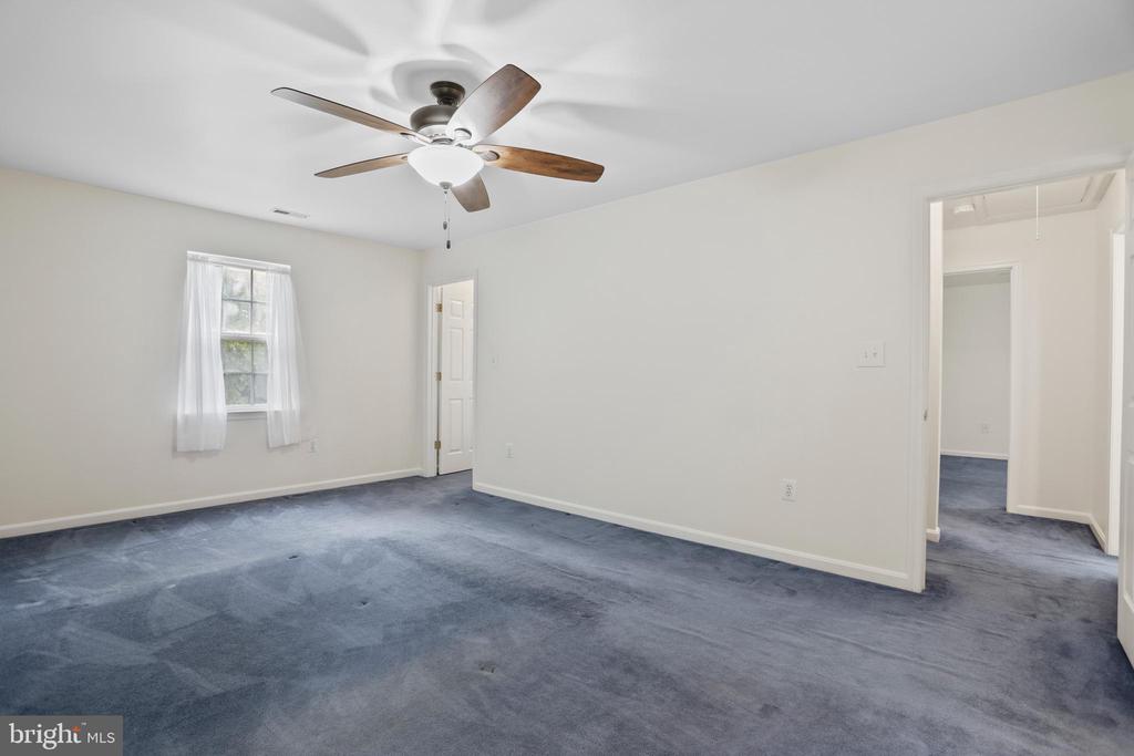 9071 OLD CULPEPER RD, WARRENTON, Virginia 20186, 3 Bedrooms Bedrooms, ,3 BathroomsBathrooms,Residential,9071 OLD CULPEPER RD,VAFQ2017082 MLS # VAFQ2017082