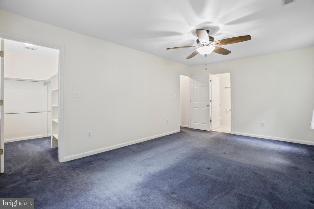 9071 OLD CULPEPER RD, WARRENTON, Virginia 20186, 3 Bedrooms Bedrooms, ,3 BathroomsBathrooms,Residential,9071 OLD CULPEPER RD,VAFQ2017082 MLS # VAFQ2017082