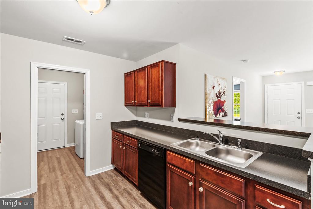 6109 PARTLOW RD, SPOTSYLVANIA, Virginia 22551, 3 Bedrooms Bedrooms, ,2 BathroomsBathrooms,Residential,6109 PARTLOW RD,VASP2033968 MLS # VASP2033968