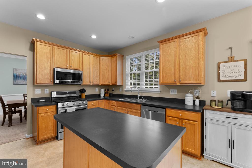 249 WHITWORTH DR, CULPEPER, Virginia 22701, 4 Bedrooms Bedrooms, ,2 BathroomsBathrooms,Residential,249 WHITWORTH DR,VACU2010820 MLS # VACU2010820
