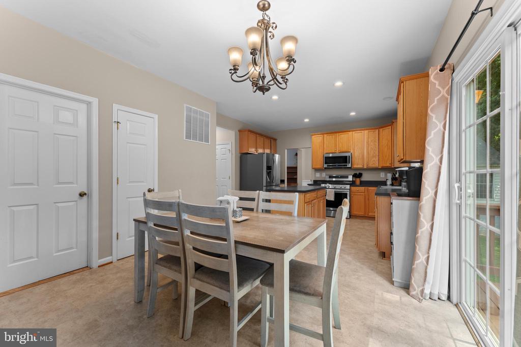 249 WHITWORTH DR, CULPEPER, Virginia 22701, 4 Bedrooms Bedrooms, ,2 BathroomsBathrooms,Residential,249 WHITWORTH DR,VACU2010820 MLS # VACU2010820