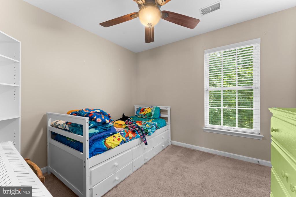 249 WHITWORTH DR, CULPEPER, Virginia 22701, 4 Bedrooms Bedrooms, ,2 BathroomsBathrooms,Residential,249 WHITWORTH DR,VACU2010820 MLS # VACU2010820