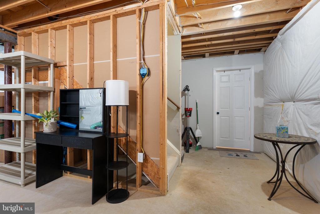 249 WHITWORTH DR, CULPEPER, Virginia 22701, 4 Bedrooms Bedrooms, ,2 BathroomsBathrooms,Residential,249 WHITWORTH DR,VACU2010820 MLS # VACU2010820