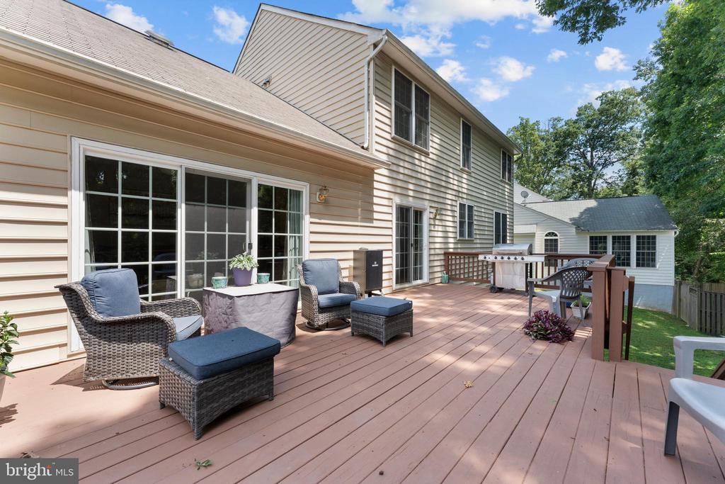 249 WHITWORTH DR, CULPEPER, Virginia 22701, 4 Bedrooms Bedrooms, ,2 BathroomsBathrooms,Residential,249 WHITWORTH DR,VACU2010820 MLS # VACU2010820
